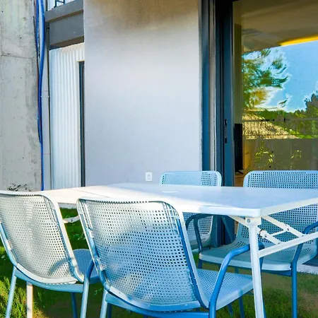 Cozy Flat With Backyard 5 Min To Marina 아파트 Çeşme